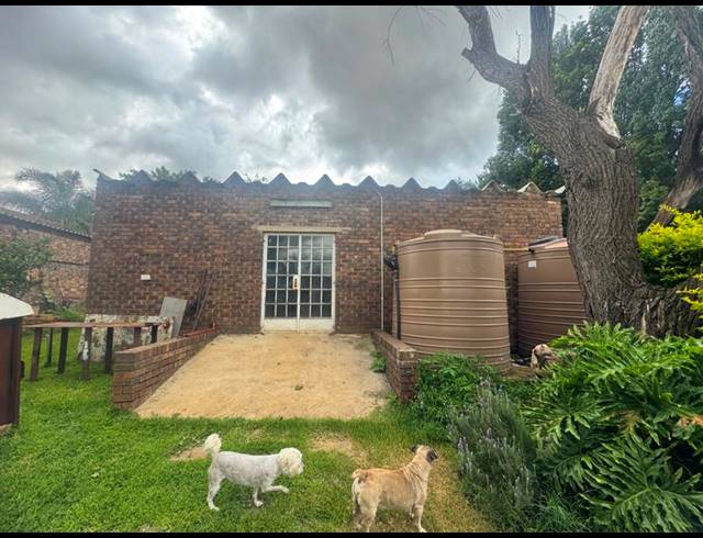 6 BEDROOM HOUSE FOR SALE IN GHOLFSIG